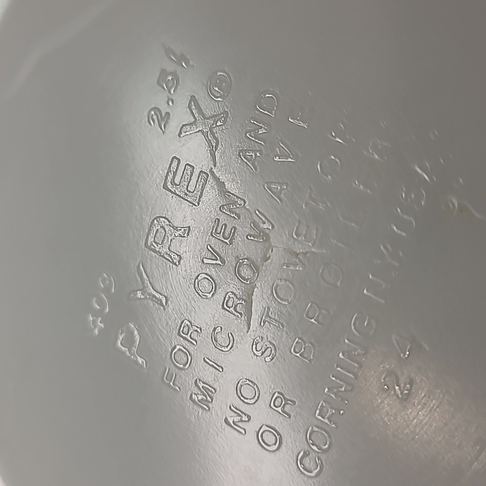 #(4)Vintage Pyrex 403-2.5qt woodland brown nesting mixing bowl - Picture 3 of 7